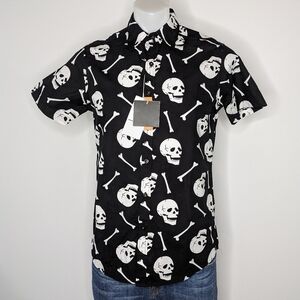 NWT Monument black white skeleton skull Halloween short sleeve button up shirt S